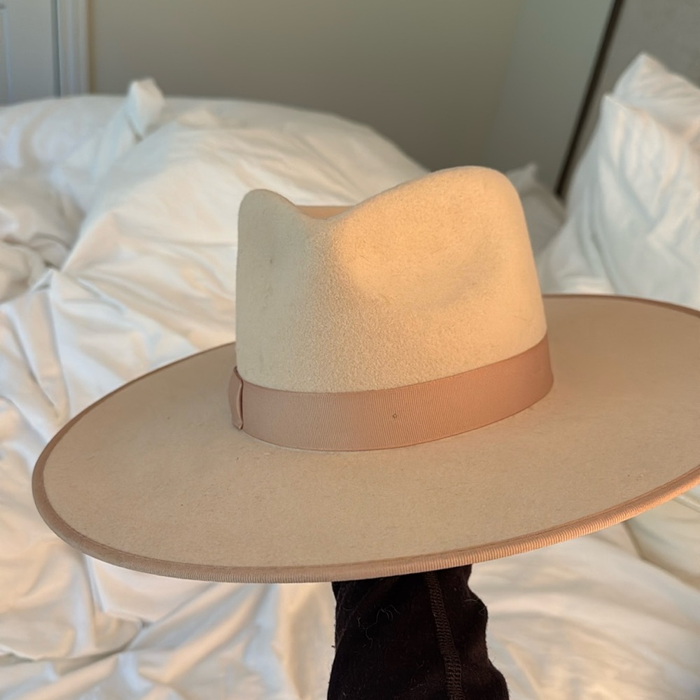 Lack of color hat